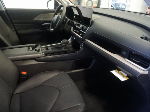 New 2026 Toyota Grand Highlander Platinum image 29