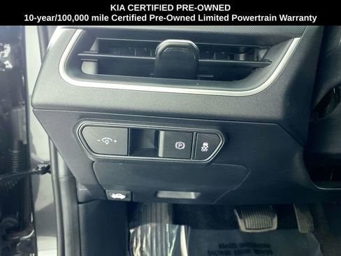 Certified 2025 Kia K4 LX image 13
