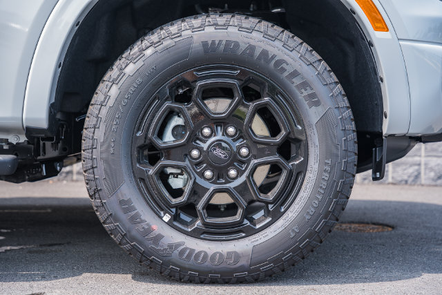 New 2026 Ford Ranger XLT w/ FX4 Off-Road Package AWD/4WD image 18