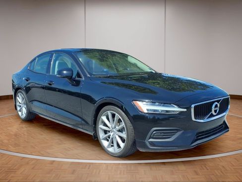 Used 2020 Volvo S60 T5 Momentum w/ Protection Package Premier FWD image 1