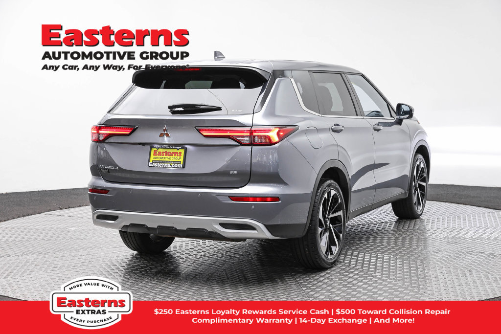 Used 2024 Mitsubishi Outlander SE AWD/4WD image 6