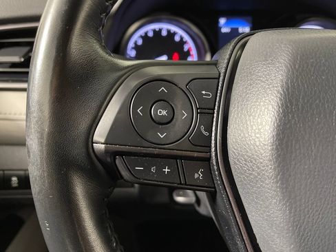 Used 2023 Toyota Camry SE image 29