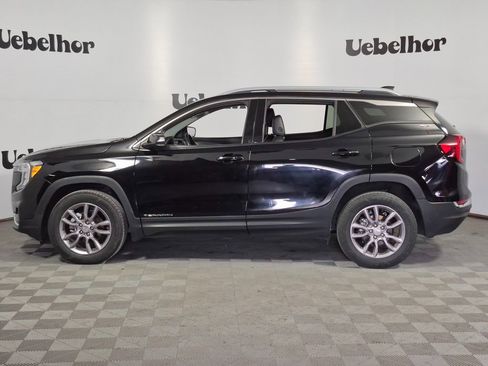 Certified 2024 GMC Terrain SLT image 4