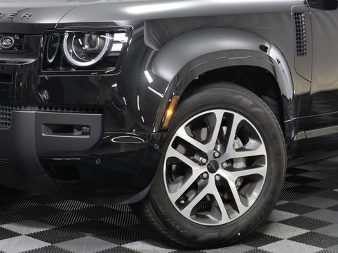 Certified 2026 Land Rover Defender 110 X-Dynamic SE AWD/4WD image 3