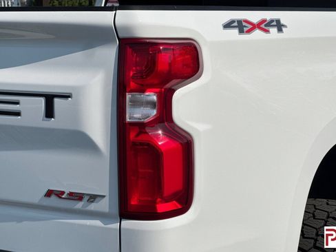 Used 2025 Chevrolet Silverado 1500 RST w/ Convenience Package II AWD/4WD image 34