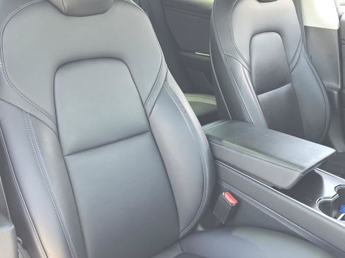 Used 2018 Tesla Model 3 Long Range RWD image 15