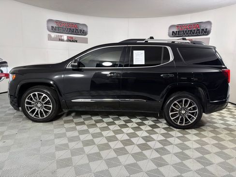 Used 2021 GMC Acadia Denali w/ Denali Technology Package image 8