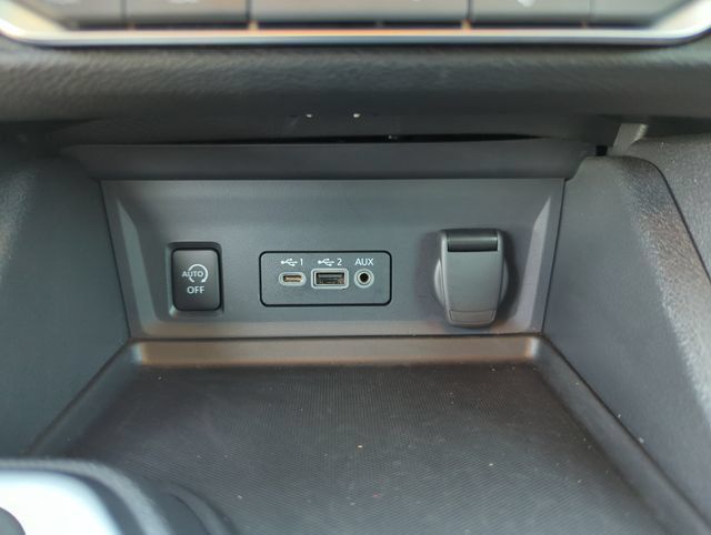 Certified 2024 Nissan Sentra SV w/ All-Weather Package FWD image 38