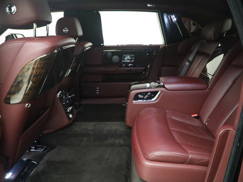 Certified 2018 Rolls-Royce Phantom Extended Wheelbase image 19
