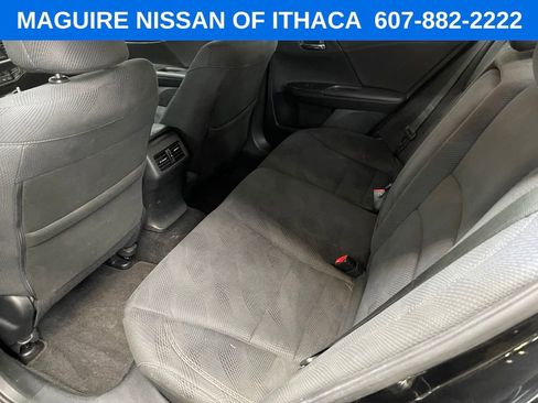 Used 2016 Honda Accord EX image 30