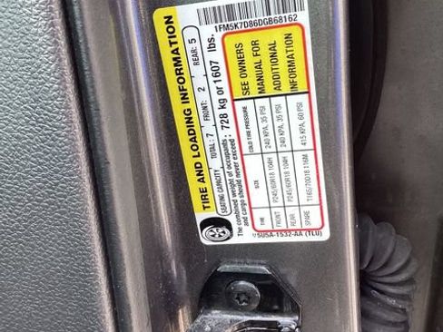 Used 2013 Ford Explorer XLT FWD image 21