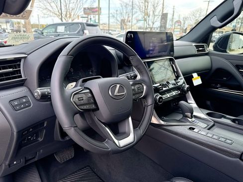 New 2026 Lexus LX 700h Luxury image 20
