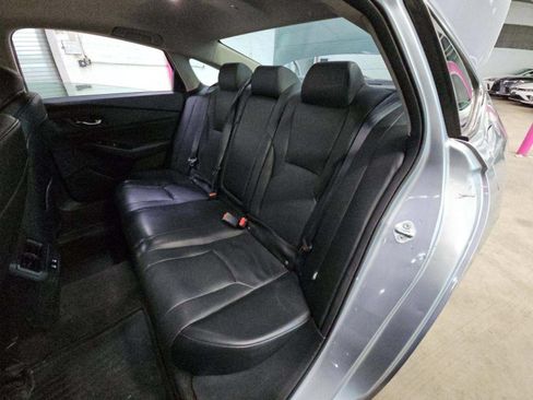 Used 2023 Honda Accord Touring image 11