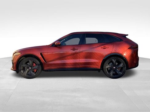 Certified 2022 Jaguar F-PACE SVR image 4