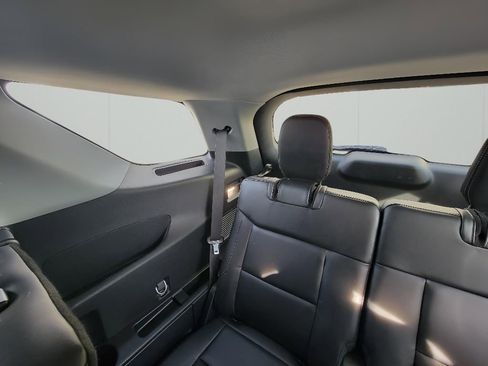 Used 2022 Ford Explorer XLT w/ Equipment Group 202A image 30