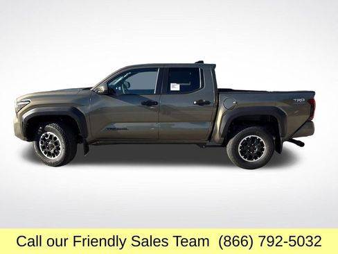 New 2025 Toyota Tacoma TRD Off-Road image 2