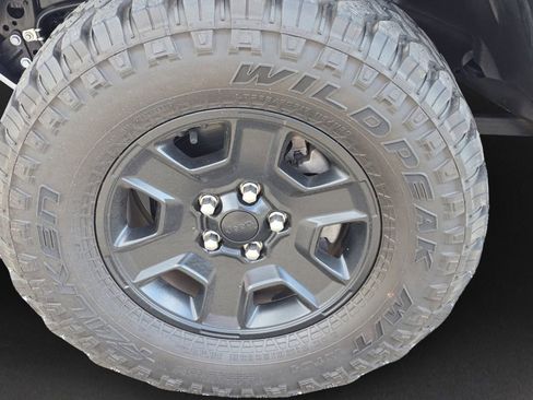 Used 2022 Jeep Gladiator Mojave w/ Trailer Tow Package image 10