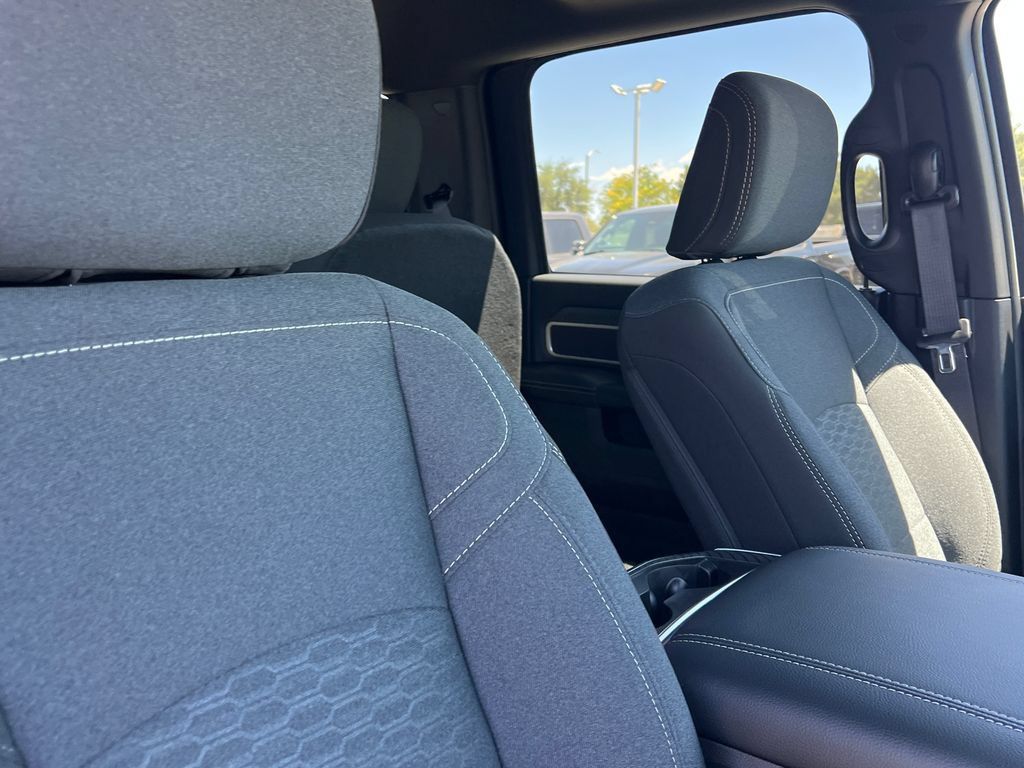 New 2026 RAM 2500 Big Horn AWD/4WD image 14
