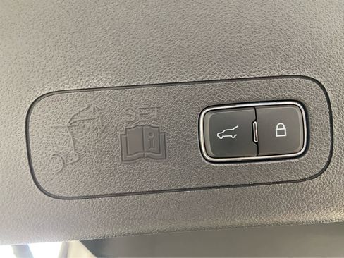 Used 2025 Lincoln Aviator Black Label image 9