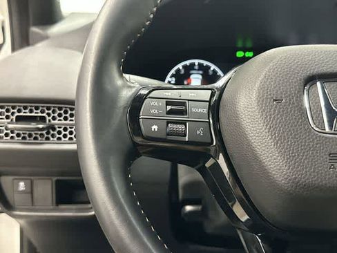 Used 2025 Honda HR-V Sport image 17