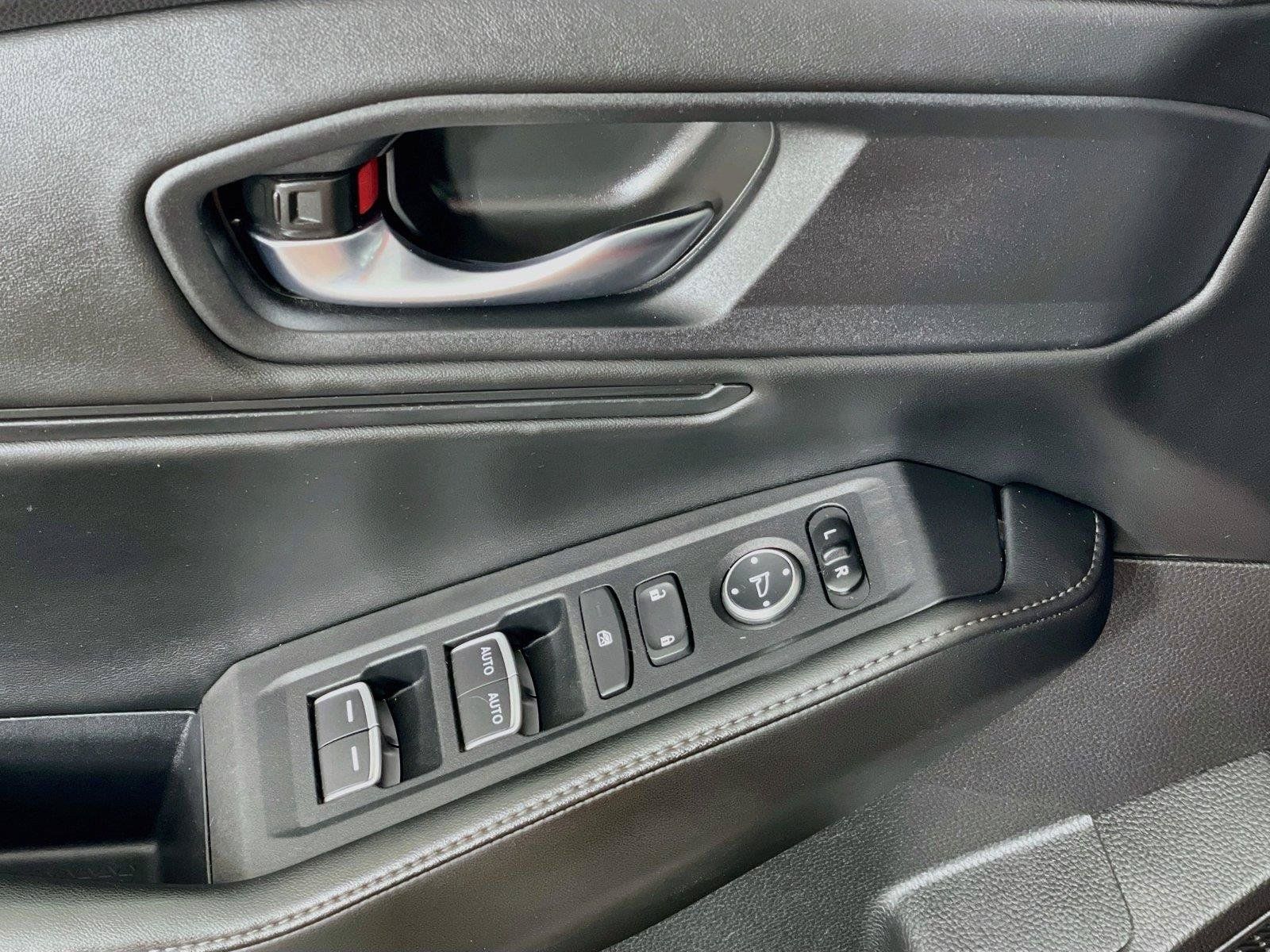 Used 2025 Honda Accord Sport image 21