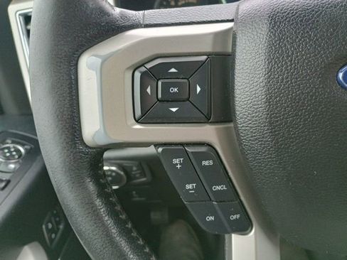 Used 2015 Ford F150 Lariat w/ Equipment Group 502A Luxury image 28