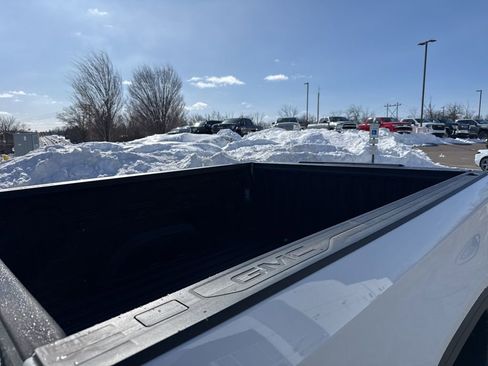 Used 2023 GMC Sierra 1500 Elevation image 8