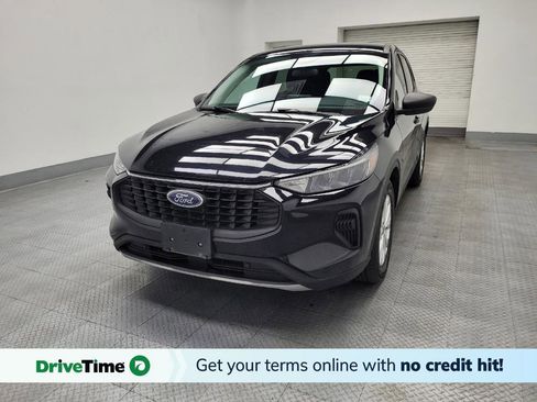 Used 2023 Ford Escape Active image 1