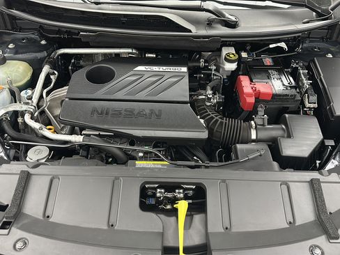 Used 2025 Nissan Rogue SV AWD/4WD image 24
