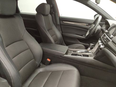 Used 2019 Honda Accord Sport image 21
