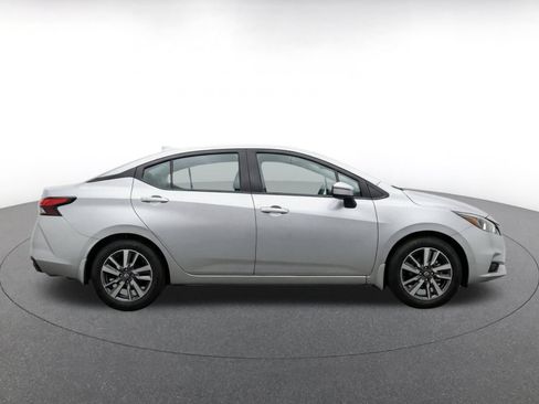 Used 2025 Nissan Versa SV FWD image 14
