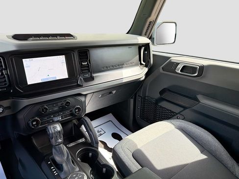 Certified 2023 Ford Bronco Big Bend w/ Sasquatch Package AWD/4WD image 26
