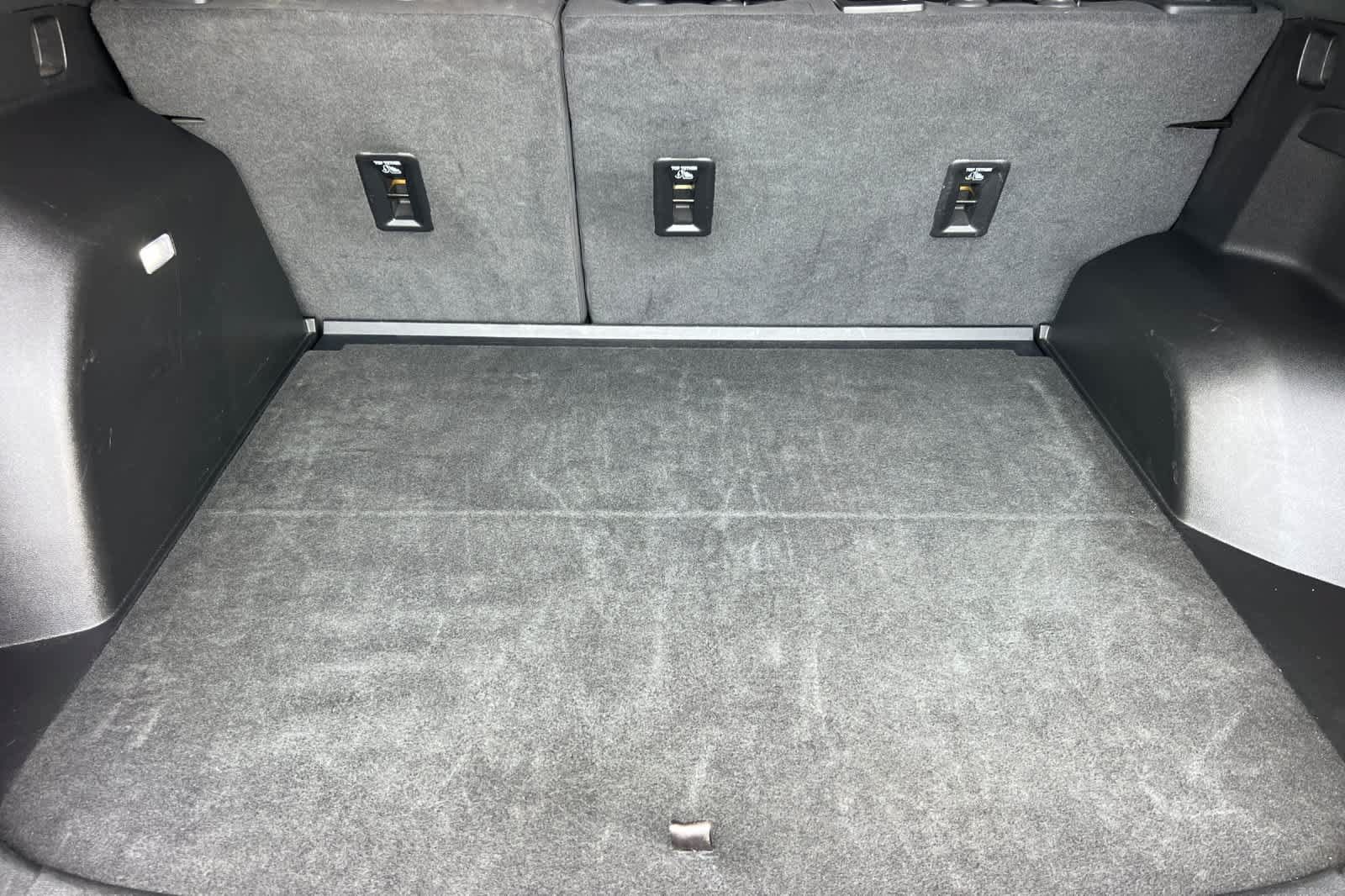 Used 2025 Chevrolet Equinox LT AWD/4WD image 16