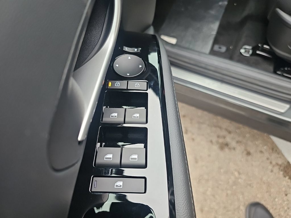 New 2026 Hyundai Tucson Limited AWD/4WD image 13