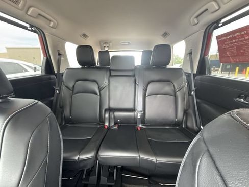 Certified 2024 Nissan Pathfinder SL w/ Black Appearance Package AWD/4WD image 20