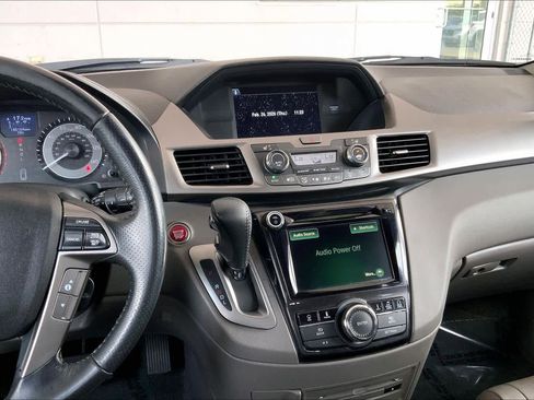 Used 2016 Honda Odyssey Touring image 7
