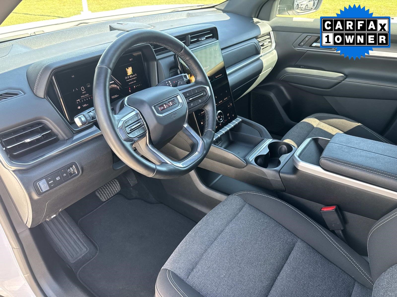 Used 2026 GMC Terrain Elevation FWD image 24