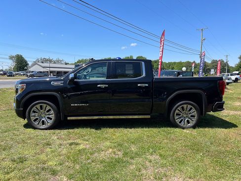 Used 2020 GMC Sierra 1500 Denali w/ Denali Ultimate Package AWD/4WD image 2