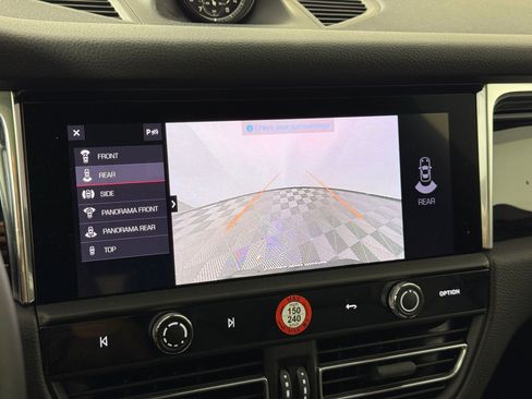 New 2025 Porsche Macan image 31