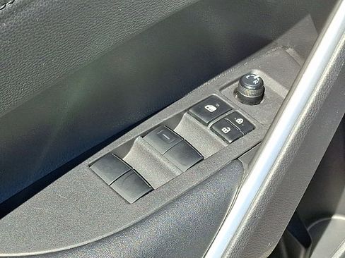 Used 2024 Toyota Corolla Cross XLE AWD/4WD image 14