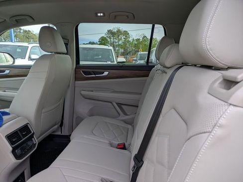 New 2026 Volkswagen Atlas SE FWD image 15