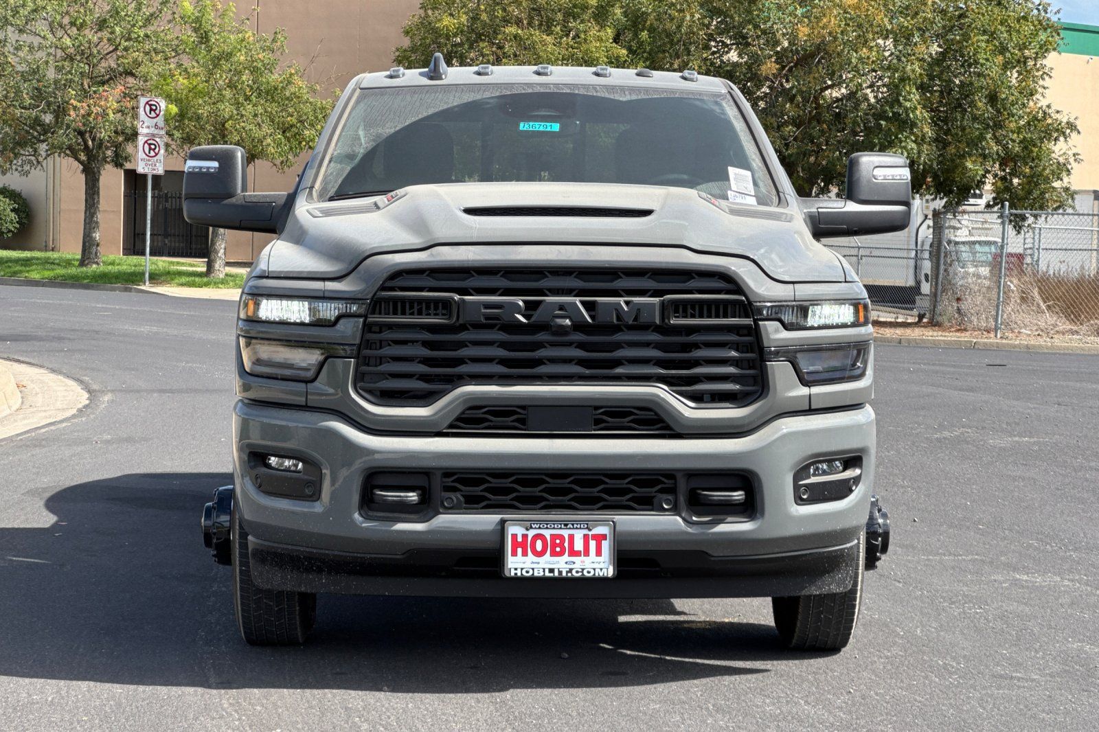 New 2026 RAM 3500 Big Horn AWD/4WD image 8