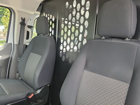 Used 2025 Ford Transit 250 Low Roof w/ Exterior Upgrade Package RWD image 18