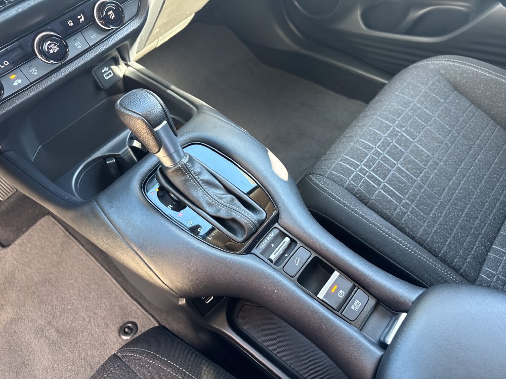 Used 2024 Honda HR-V LX image 22