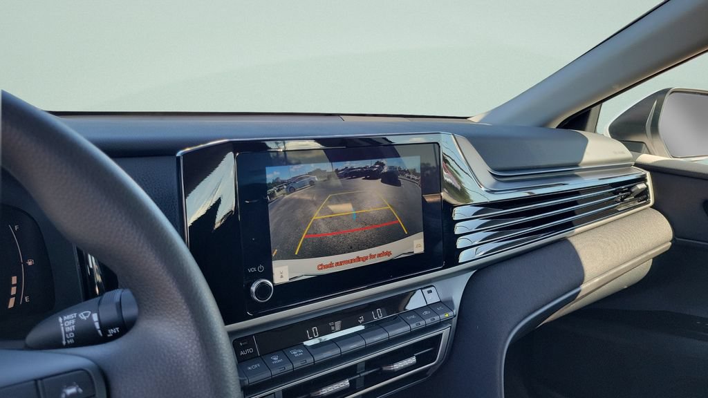 Used 2026 Toyota Camry LE FWD image 15