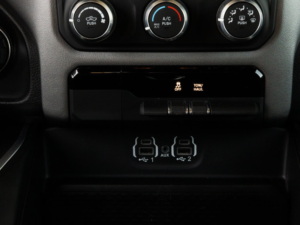 Used 2023 RAM 1500 Big Horn AWD/4WD image 28