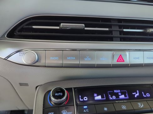 Used 2020 Hyundai Palisade SEL w/ Premium Package image 21