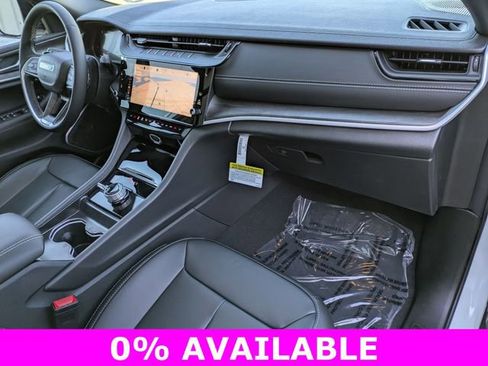 New 2026 Jeep Grand Cherokee Limited image 28