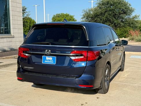 Used 2022 Honda Odyssey EX image 8