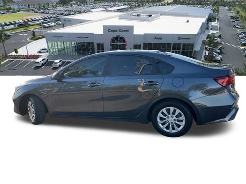 Used 2023 Kia Forte LX image 26
